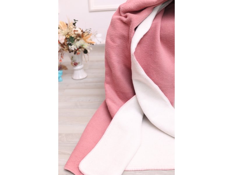 PEMBE / KREM
